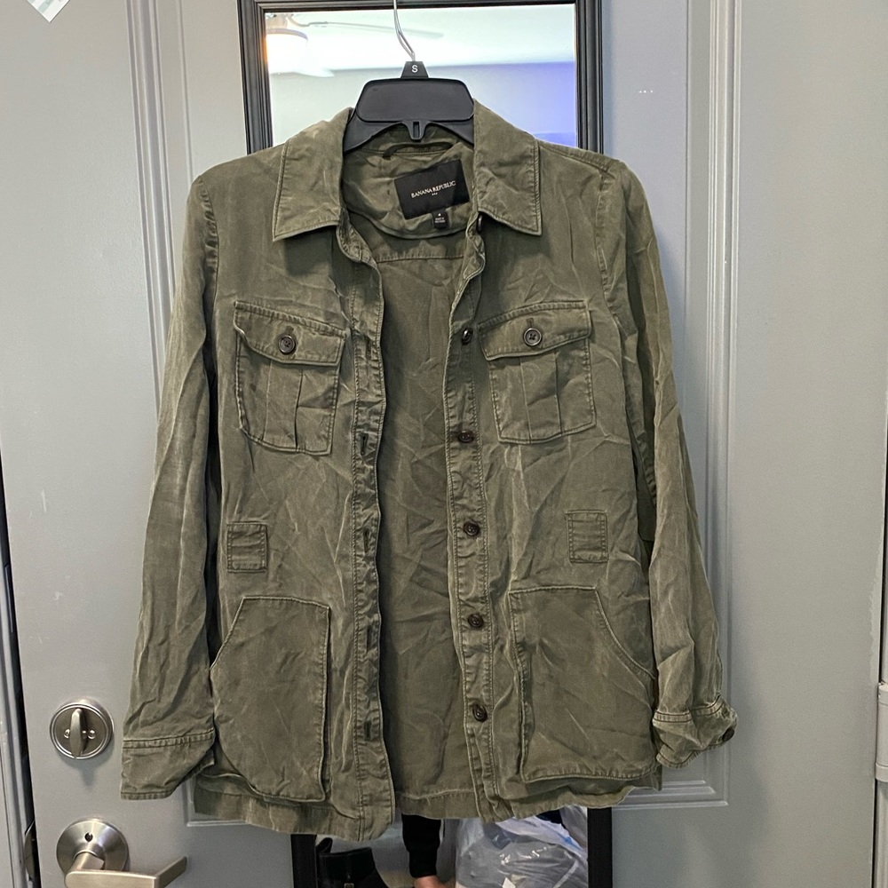 Army green Jacket